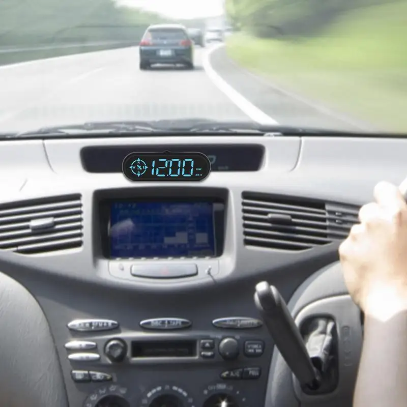  ڵ HUD  ÷ GPS   ӵ,  ڵ Ʈ ſ, ū ۲ ӵ,  