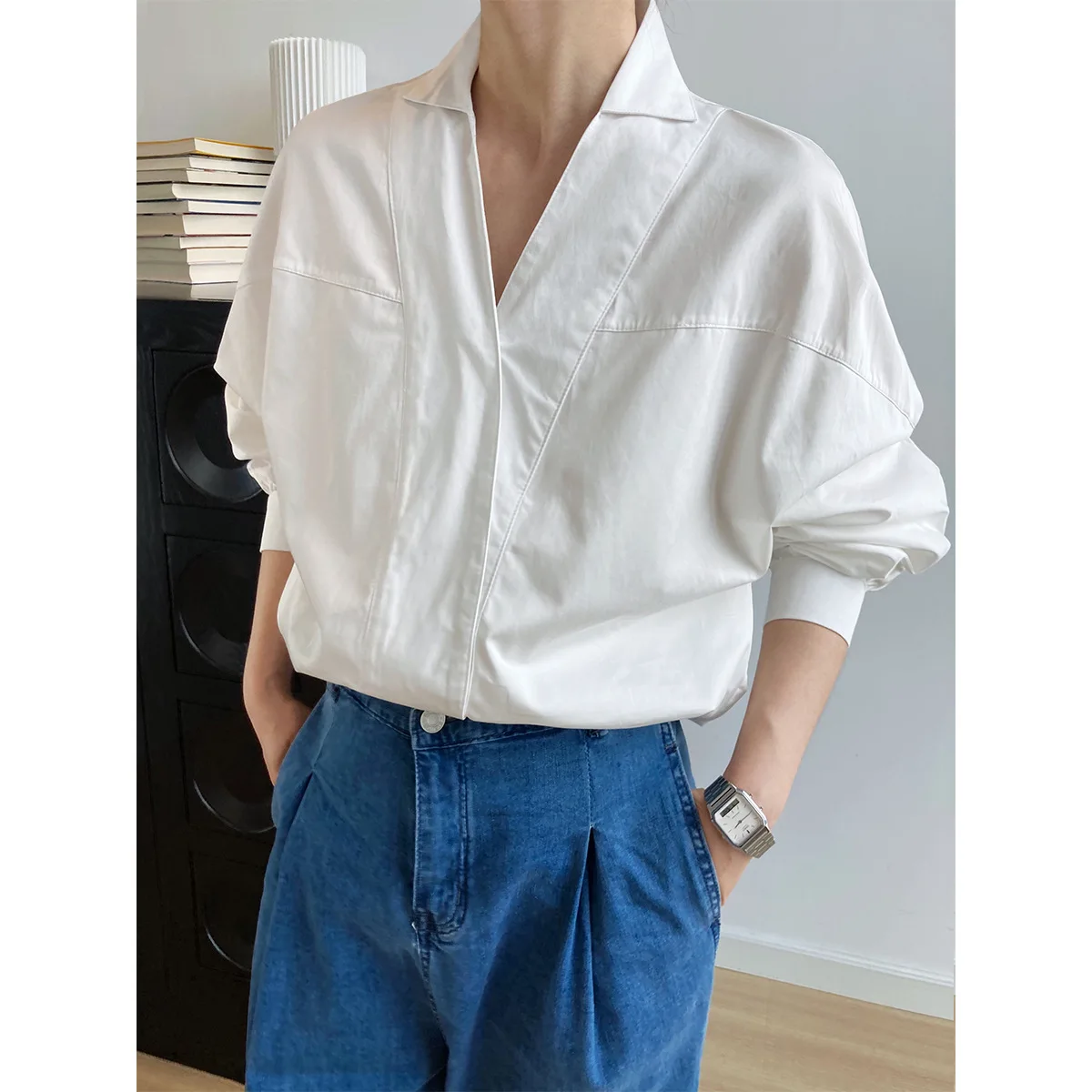 

Retro small lapel long-sleeved shirt women's Korean spring new loose silhouette bat sleeve shirt