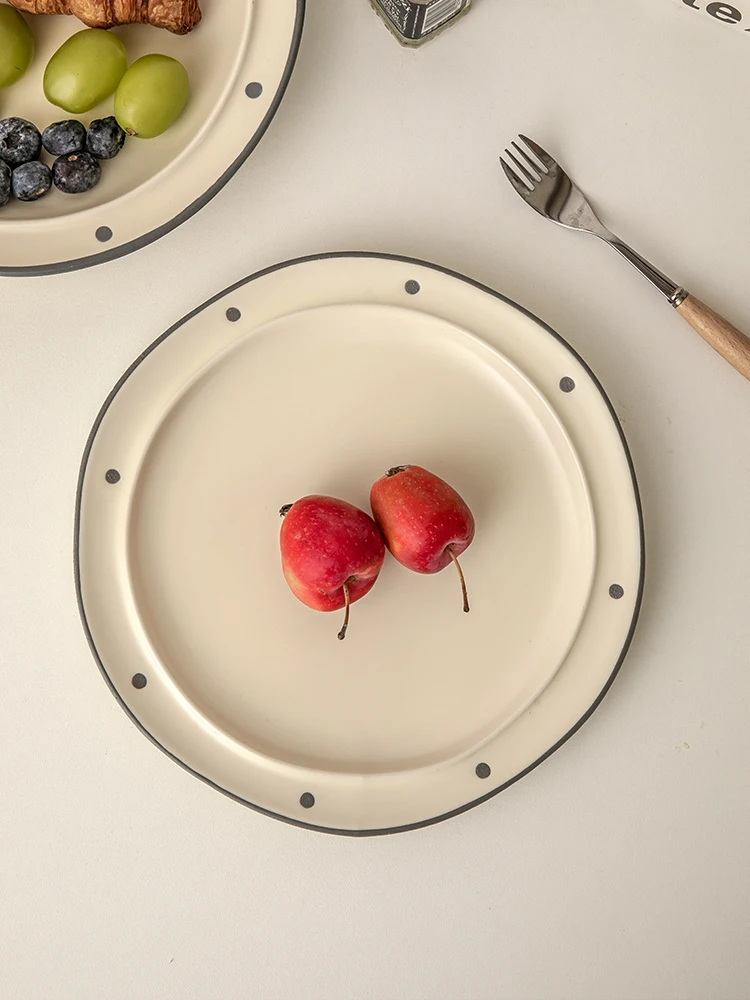 8.5 Inch Matte Dot Style Plate Ceramic Wave Point Plate Retro Irregular Dessert Home Use Tableware Serving Beige