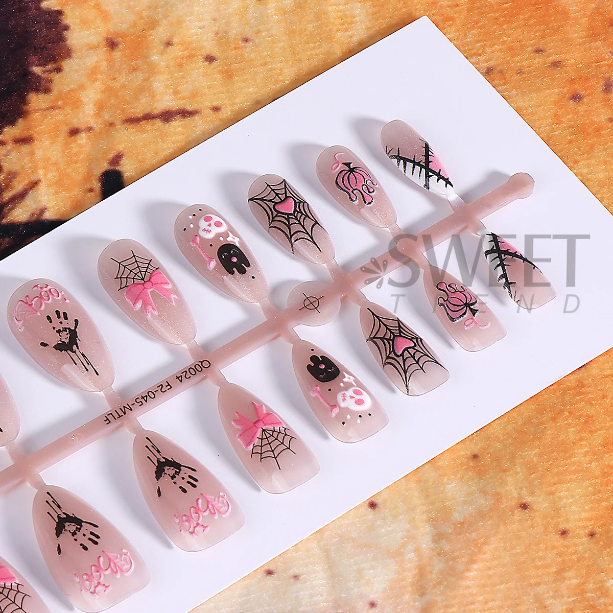 24pcs Cartoon Halloween Series False Nail Tips Cat Eye Shimmer Wearable Fake Nails Skull Spider Web Pumpkin Design Almond Tips