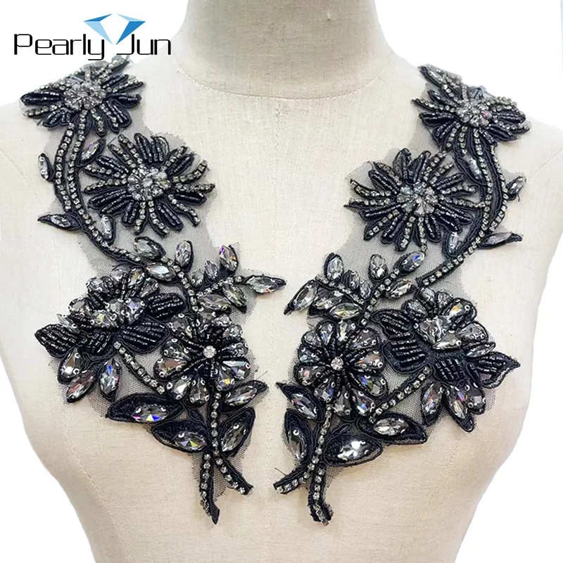 

1 Pair Handmade Chrysanthemum Shape Glass Crystal Patches DIY Decoration Rhinestone Applique Bodice For Dress Accessories WH122