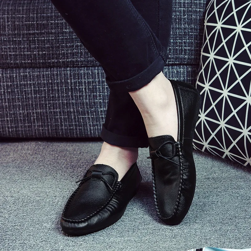 Men Loafers Leather Slip-On Round Toe Dress Shoes outdoor Spring Autumn Handmade Men's Casual Shoes men Business flats moccasins