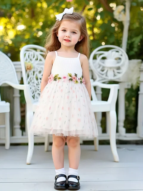Robe à fleurs 3D à caraco blanc – Robe de princesse douce féerique pour filles, ourlet en tulle floral 1