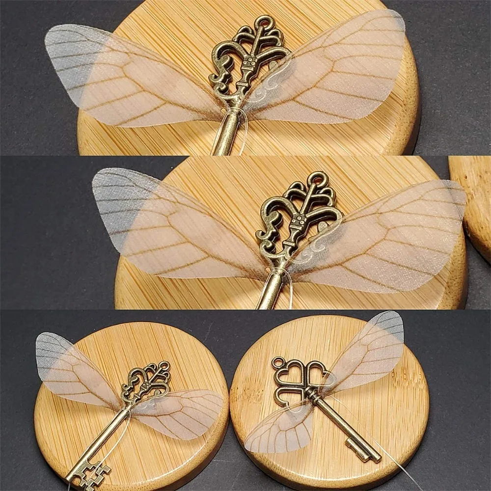 49pcs/set Vintage Skeleton Keys Dragonfly Pendant Set Bronze Realistic Flying Key Hanging Decoration DIY