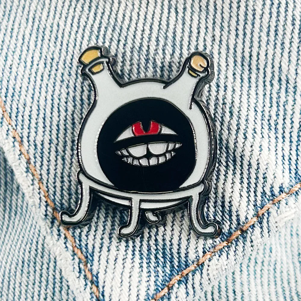 Dwarf in the Flask Lapel Pin Fullmetal Alchemist Homunculus Brooch