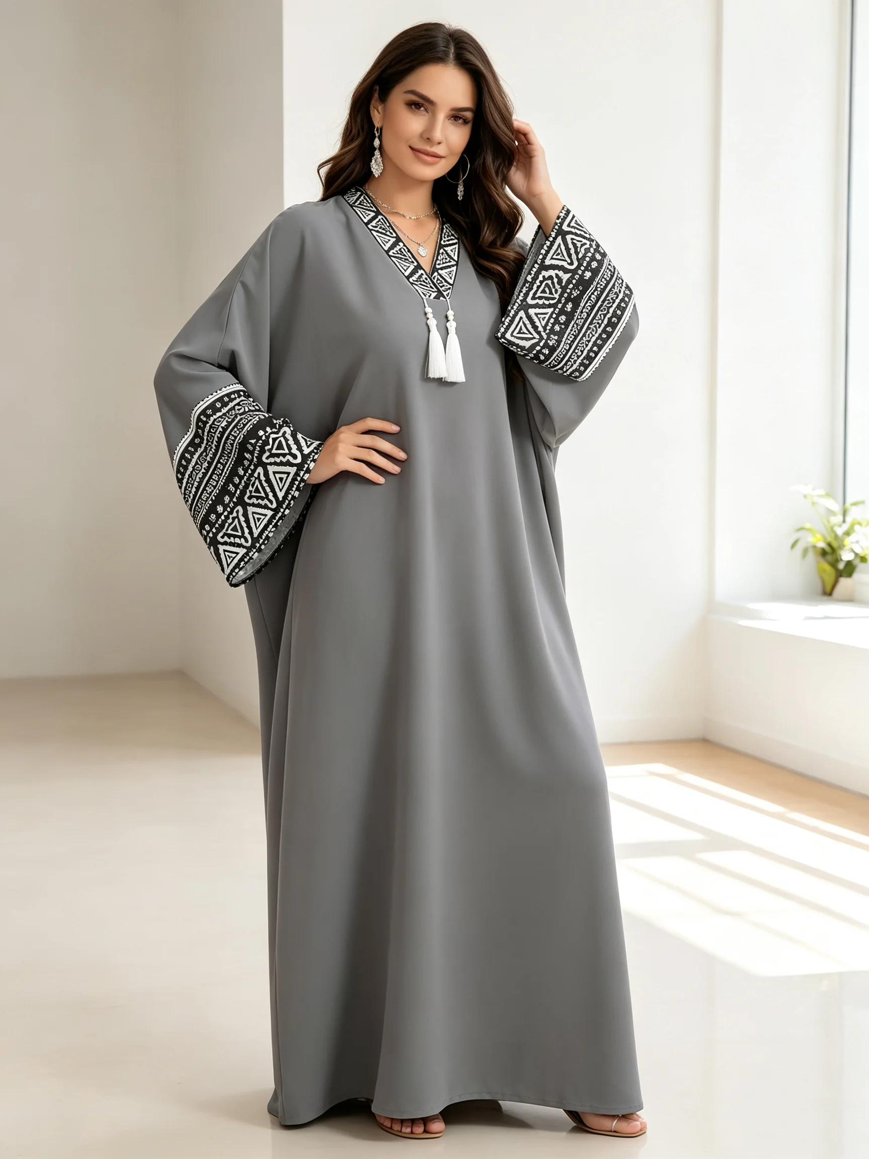 عباية نسائية طويلة