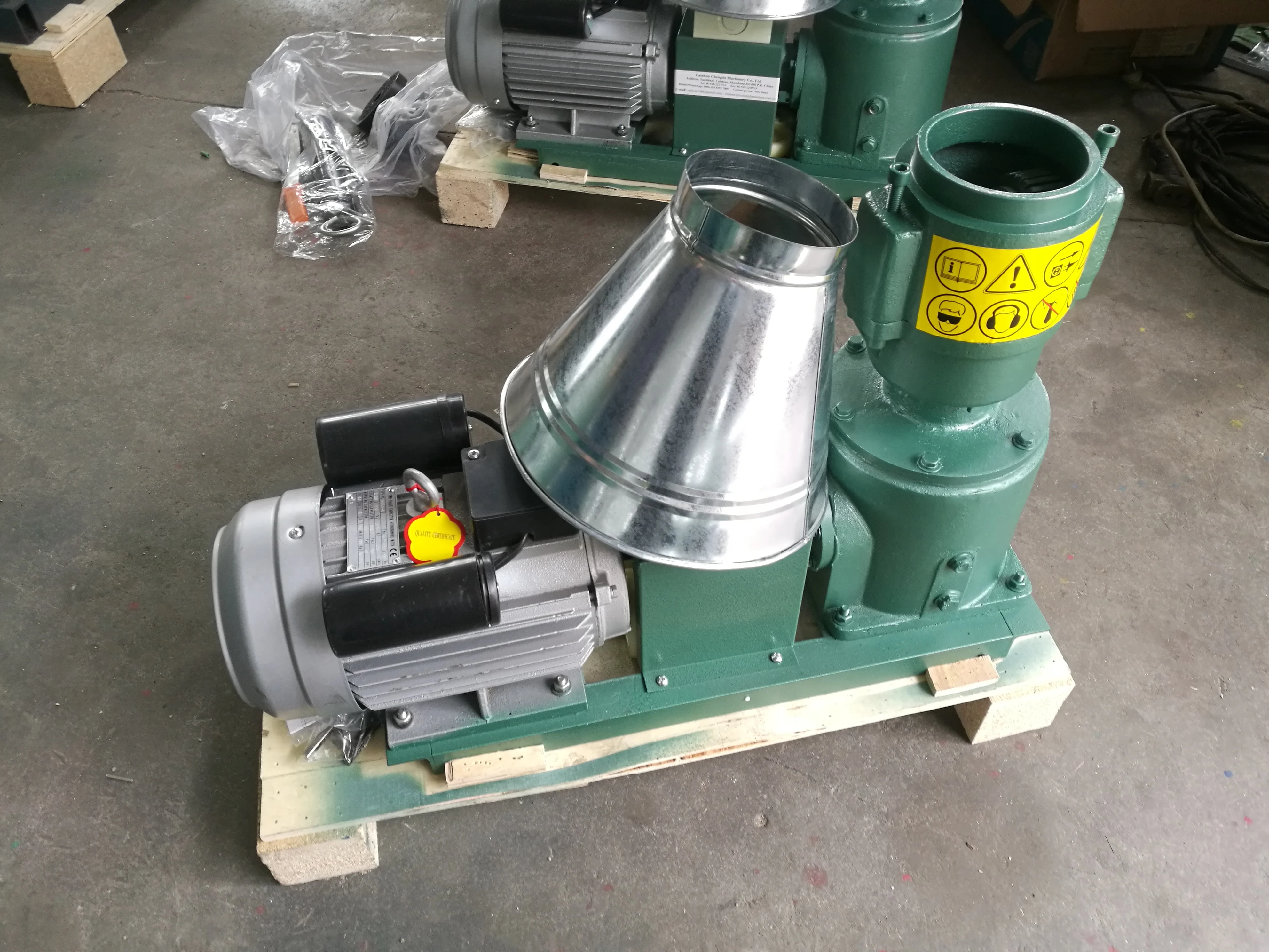 KL120 KL120B 2.2 KW Single Phase Small Biomass Pellet Mill Pellets Making Machine To Door