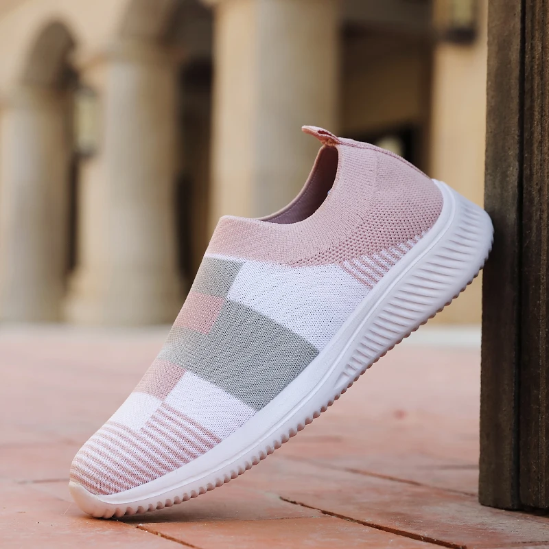 Women's Casual Vulcanized Shoes Woman Mesh Sneakers Women Knitted Flat Ladies Slip On Female Footwear Size 42 Feminino Zapatos women shoes casual sneakers women sneakers