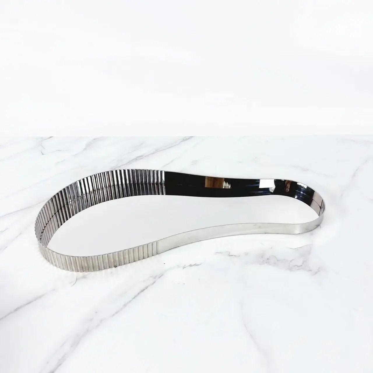 Creative stainless steel sole tray ornament living room dining table hotel counter model room soft decoration 2