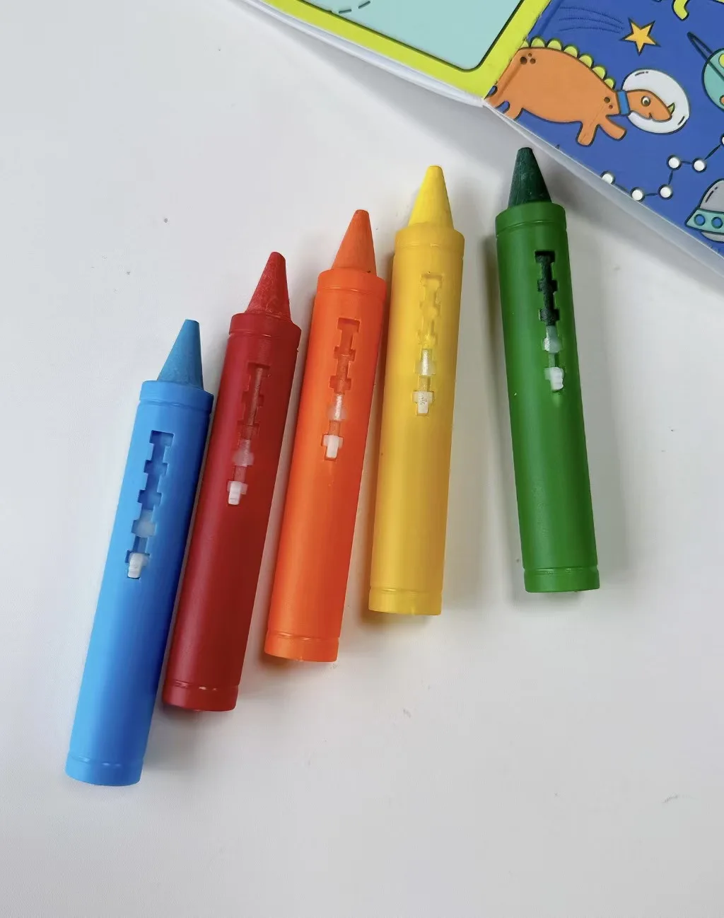 6 colors Set Washable Bath Crayons Coloful Drawing in the Tub Easy Clean Pens for Kids Colorful for Fun Art Toy Supply 5