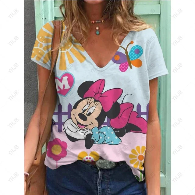 thumbnail image 1 of Camiseta holgada informal de verano con estampado de Mickey Mouse de Disney para mujer, camiseta básica con cuello en V y estampado gráfico, ropa de talla grande con estampado 3D, 1 of 5