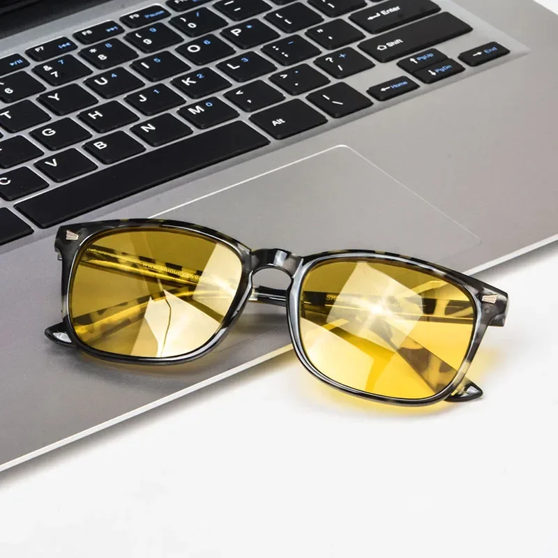 SHINU Night Vision Glasses Car Driving Glasses Night Vision Polarized Yellow Lens See Clear in The Square
