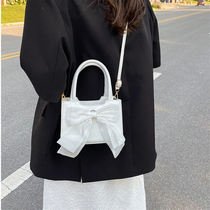 New High Quality Shoulder Bag Sweet Girl Oblique Straddle Crossbody Bags for Women Bow Commuter Handbag Female Bag