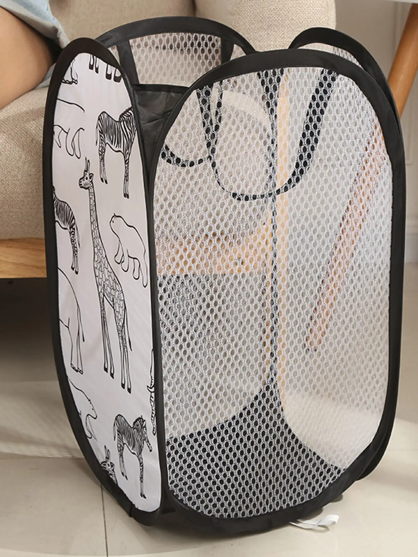 Black Storage Basket for Dirty Clothes Debris Home Laundry Basket Giraffe Printed Polyester Mesh Fabric Organizers 19x19x12" 90g 5