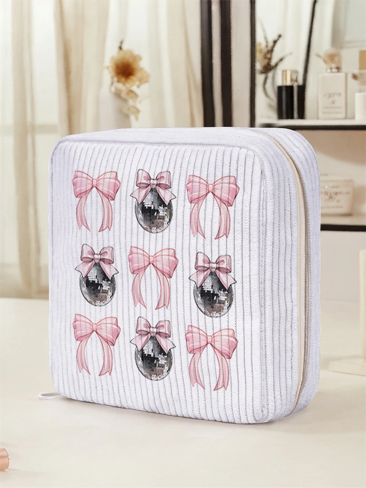 Butterfly pattern printed sanitary napkin storage bag, women's lightweight tissue bag, sanitary tissue bag