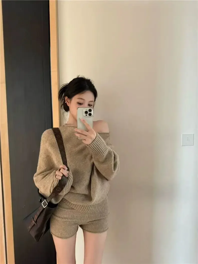 Korejpaa Elegant Sweater Short Sets Women Autumn Winter Slanted Shoulder Knitted Sweaters High Waist Shorts Two Piece Set 3