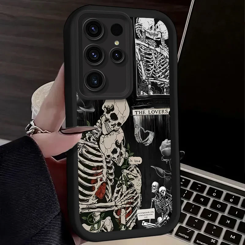 Stylish Artistic Heart Skull Phone Case - Unique Design Protective Cover