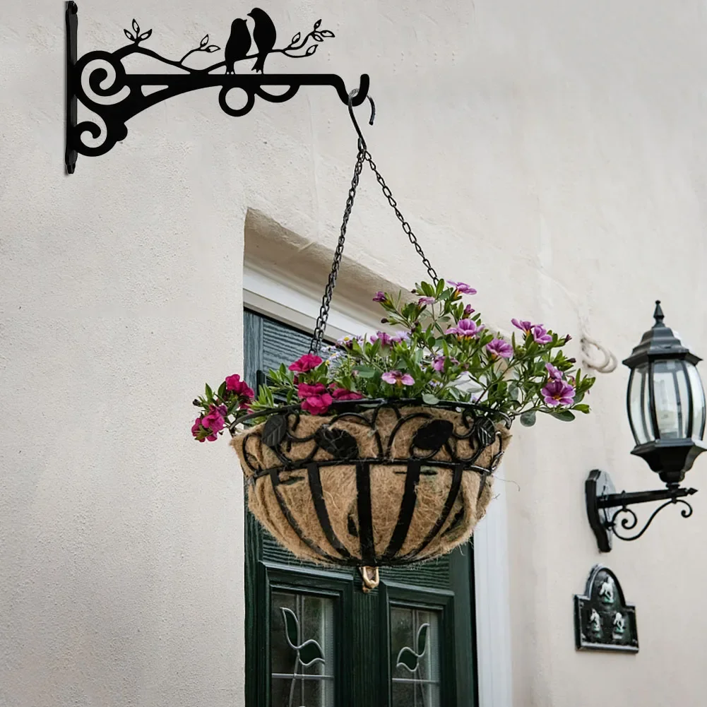 Plant Hanger Bird Pattern Flower Basket Holder Wall Mounted Metal Bracket Hanger Rustic Style Wide Base Outdoor Indoor Garden Yard Street