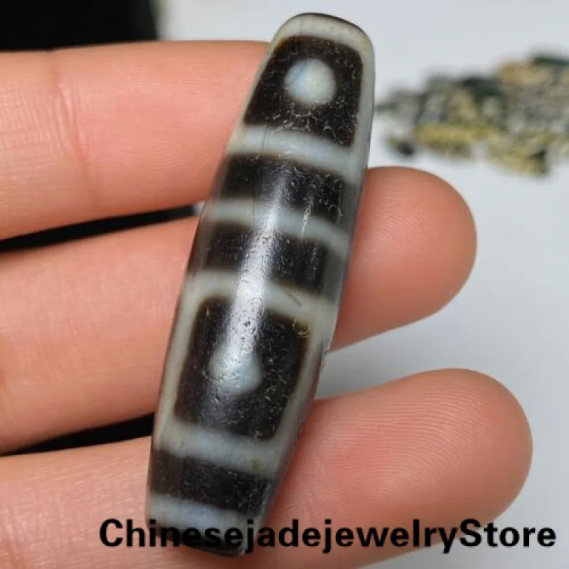 

Himalayan Tibetan DZI Beads Old Agate Lucky 4 Eye Totem Amulet Pendant GZI