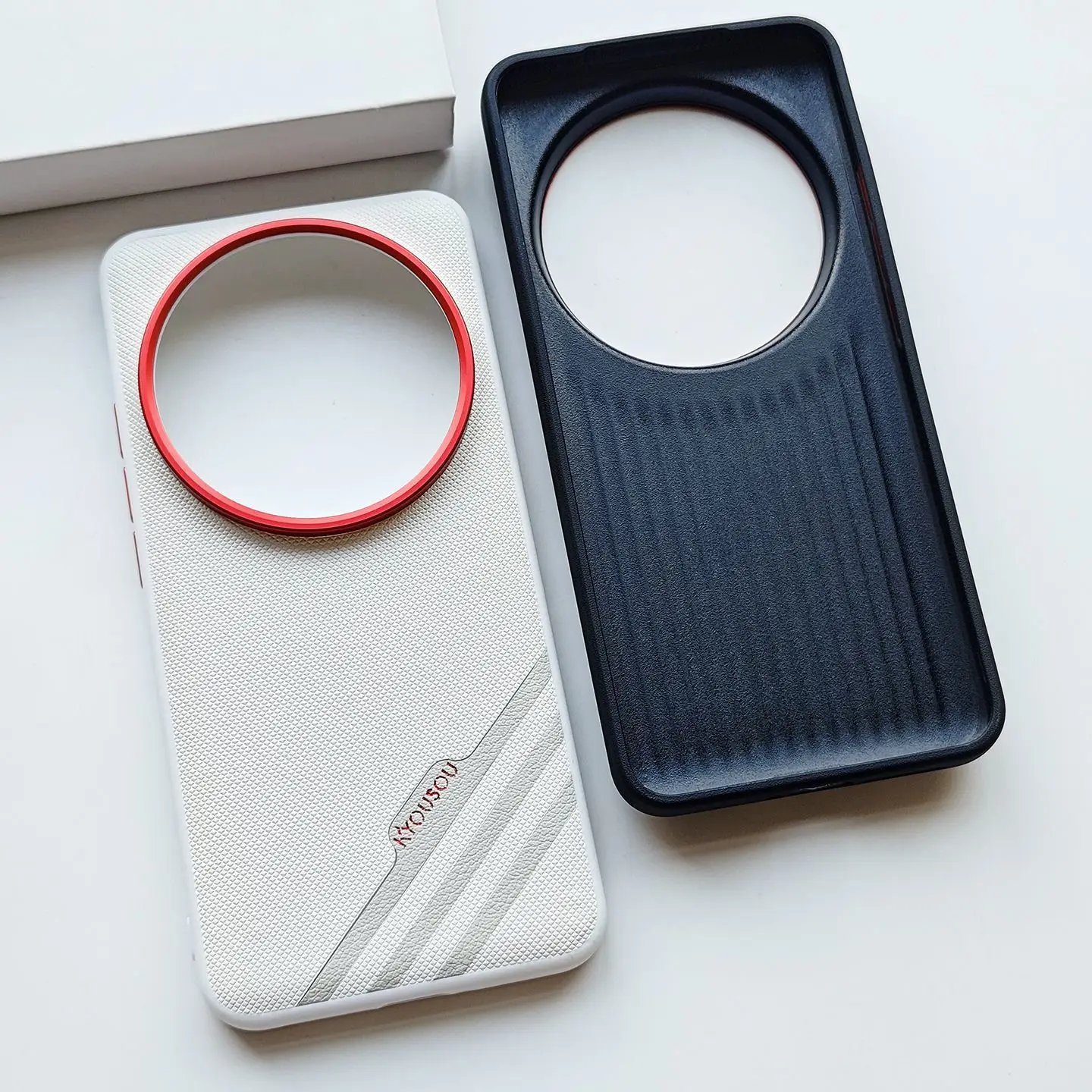 Sleek Skin-Friendly Metal Frame Case with PU Leather Cover - Shockproof