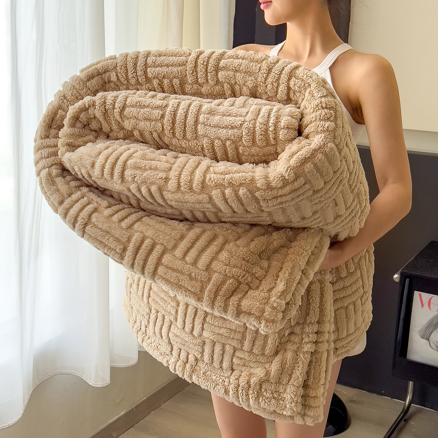 Jacquard Coral Fleece Throw 1