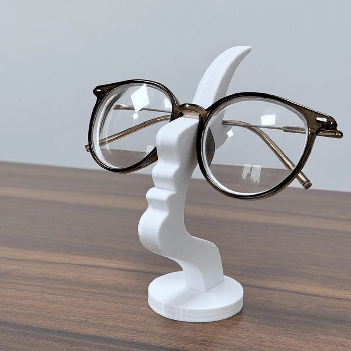 Elegant Face Glasses Stand 5