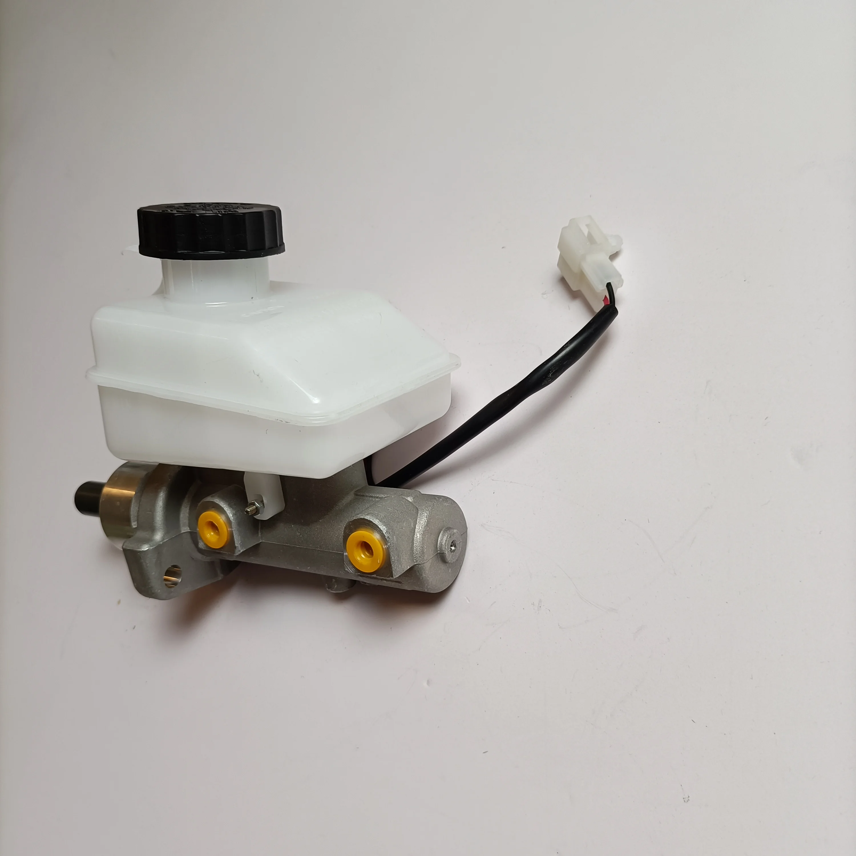 Auto Parts Brake Master Cylinder Pump For Baic MZ45 Weiwang 306 A12 128404524
