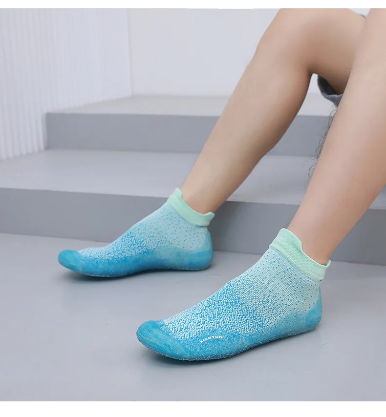 Beach Aqua Wading Water Shoes Children Adult Indoor Fitness Sports Yoga Shoes Lightweight Breathable Non-slip Upstream Sneakers