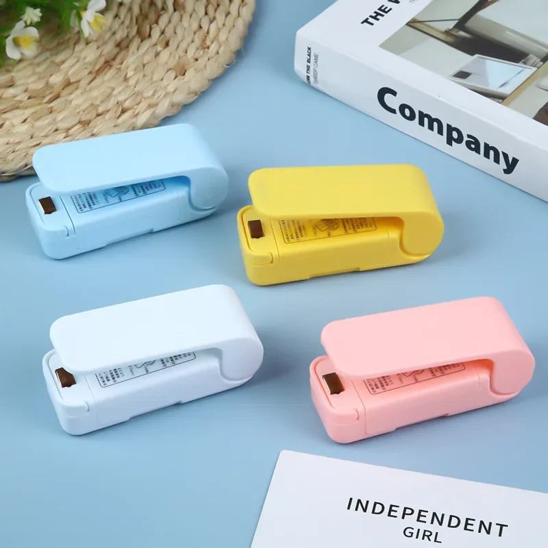 Mini Plastic Bag Sealer Heat Bag Sealing Machine Package Sealer Bags Thermal Plastic Food Snack Bag Closure Portable Sealer Packing Kitchen Gadgets