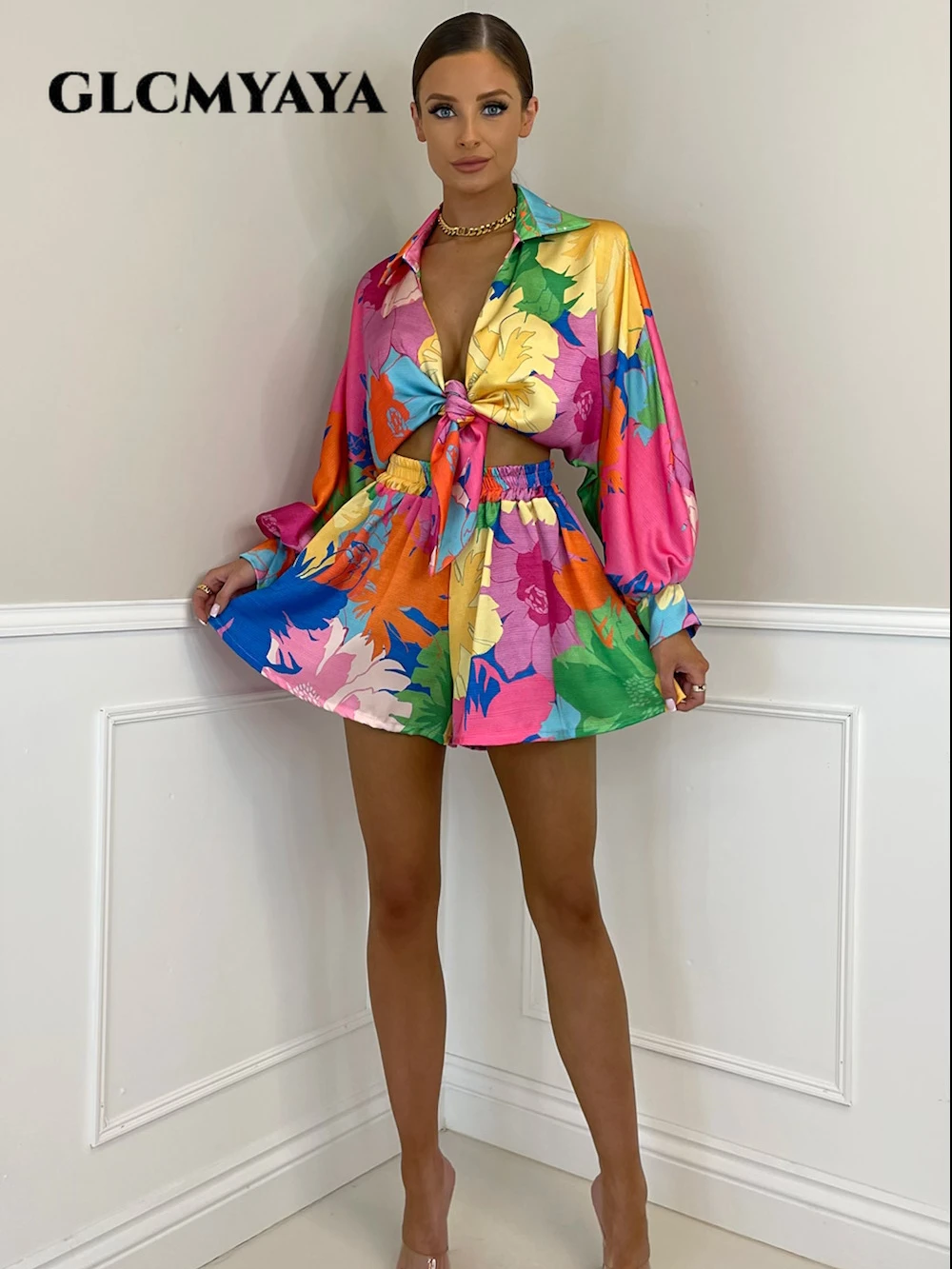 

Женский костюм-двойка CM.YAYA, шорты с цветочным принтом, с длинным рукавом, бантом на воротнике