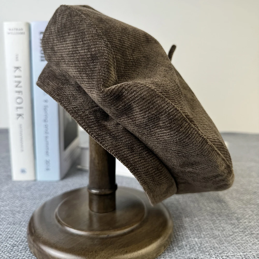 Classic Premium Black Corduroy Beret Autumn Winter Thin Solid Color Trendy Versatile Painter Hat Simple Caps for Women FDM10