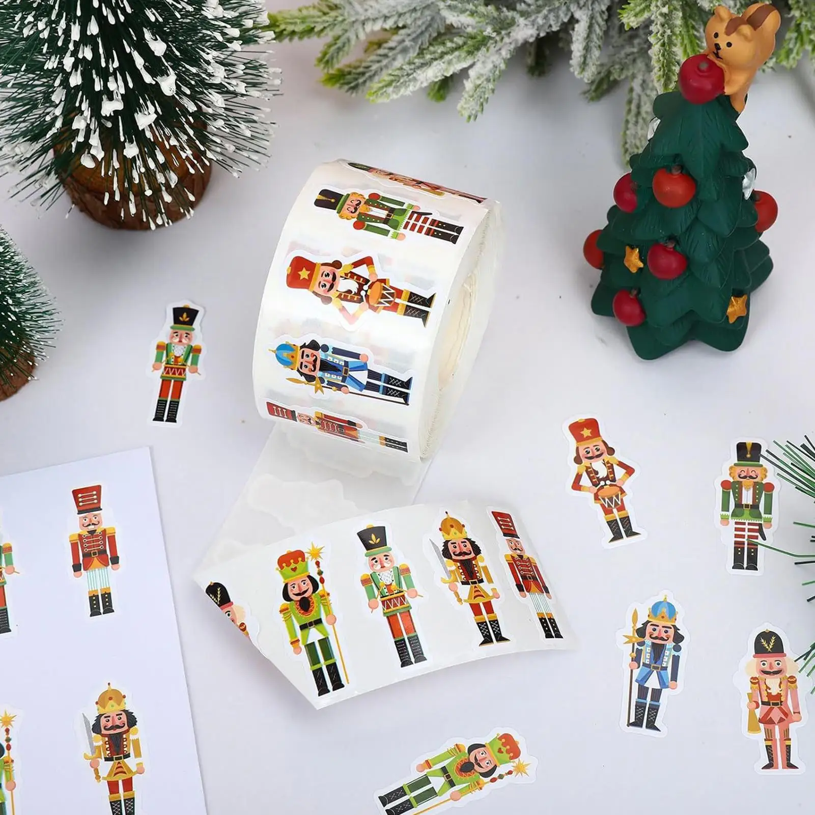 Nutcrackers Wall Decals 500-piece Cartoon Self-Adhesive Decoration Christmas Nutcracker Window Stickers For Car Computer School