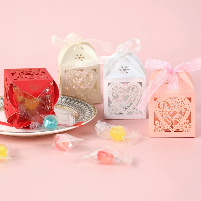 50Pcs Hollow Design Heart Flowers Pattern Candy Boxes Gift Box Baby Shower Kids Birthday Decoration Candy Boxes Wedding Favors