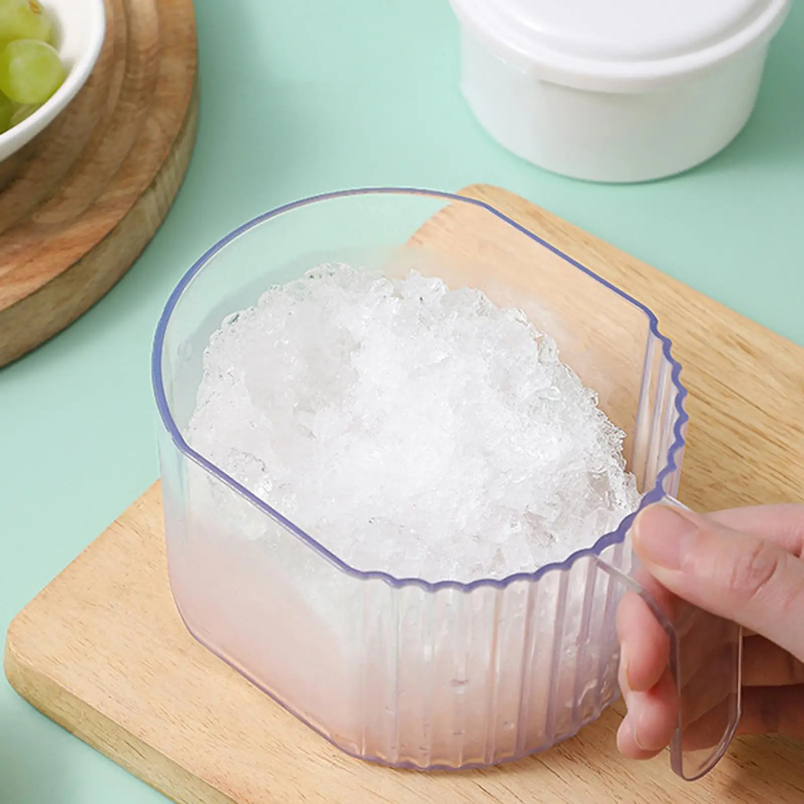 Manual Rotary Ice Crusher Shaved Ice Machine for Kitchen Slush Shaved