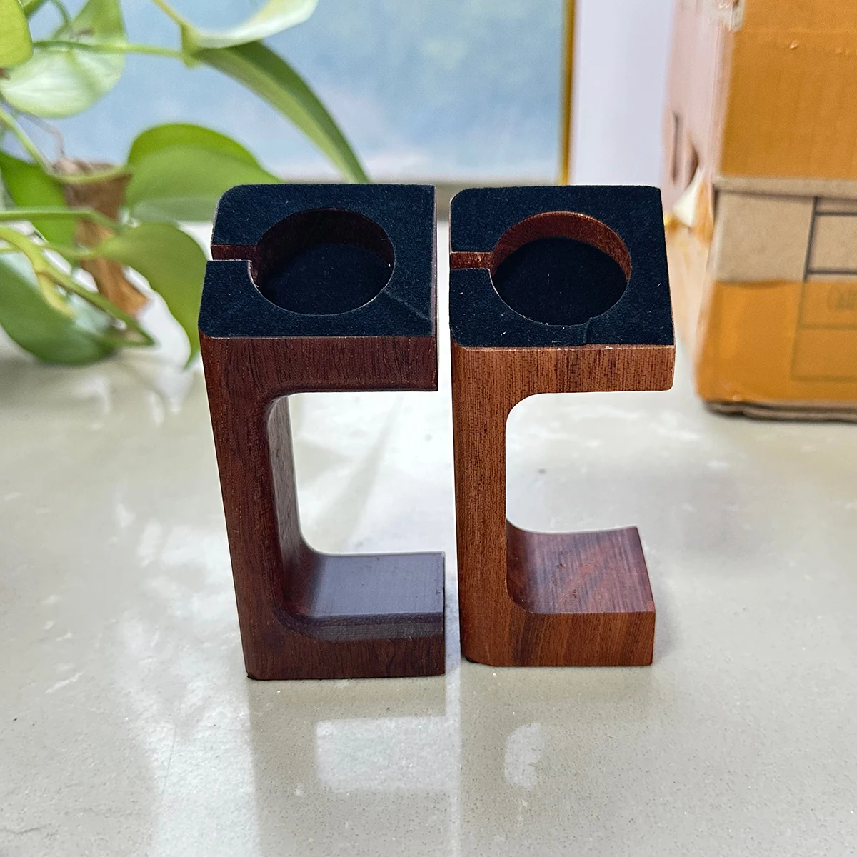 Wood Charger Stand Holder for Apple Watch Bracket Charging Cradle Stand for iWatch Charger Dock Station Desktop Wooden Bracket