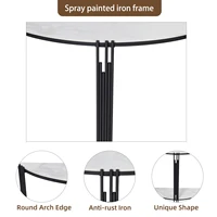 Console d'entrée demi-lune avec étagère ouverte, plateau en marbre blanc, structure en métal noir, table étroite pour entrée 7