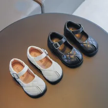 

Summer New Girls Plat Footwear Princess Shoes Kids Split Toes Brand Design Baby Leather Shoes Children's Party Shoes Girl F02134