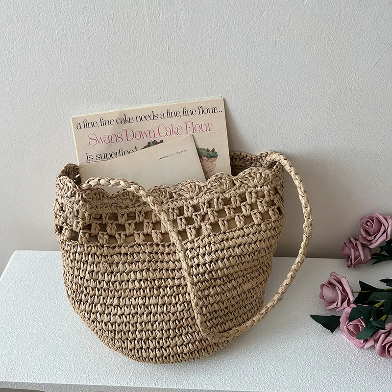 Women Straw Weaving Bucket Bag Summer Vintage Woven Crossbody Bag 2024 High Quality Beach Tote Bag Hand-Woven Flap Small Handbag