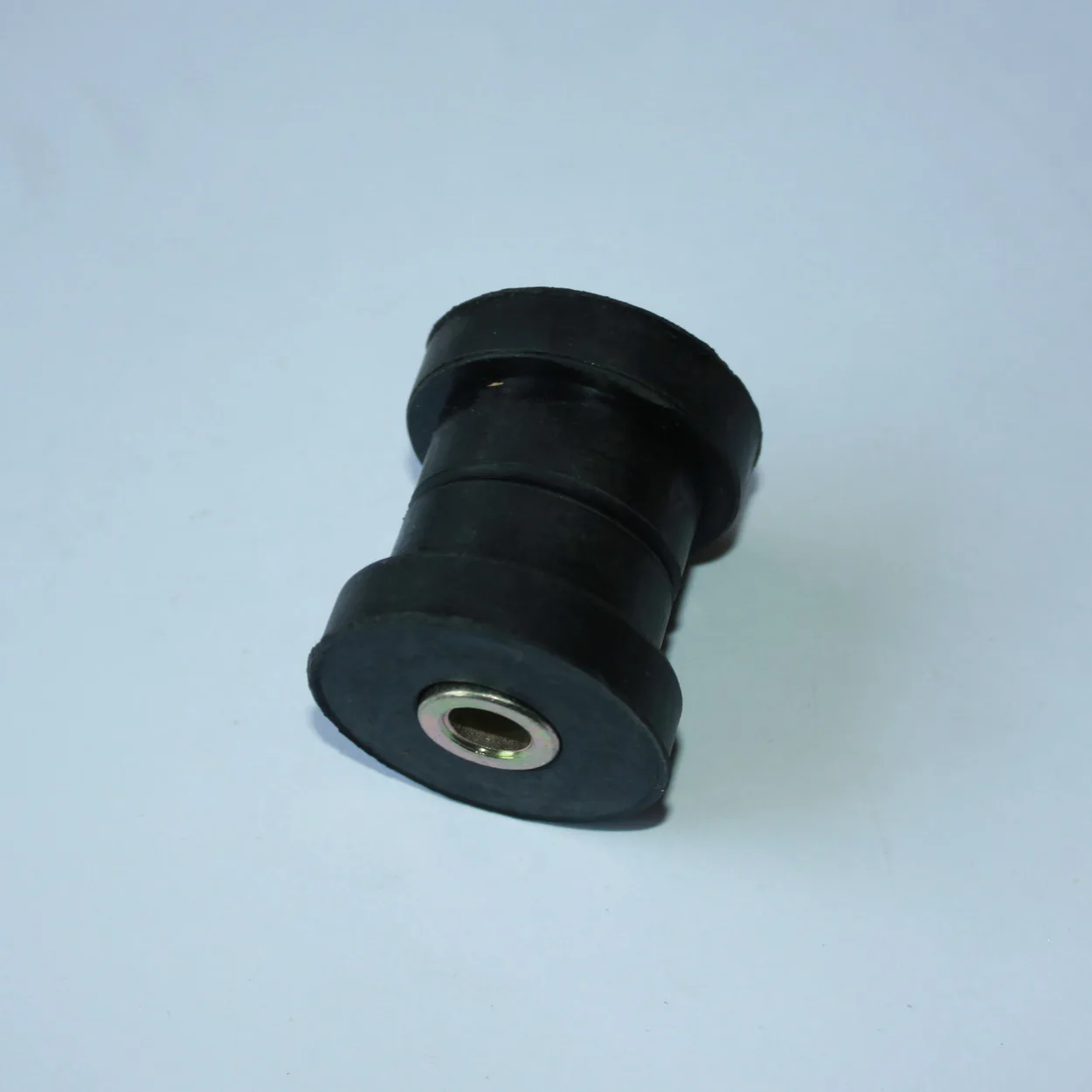 Boccola Di Gomma Di Montaggio Del Telaio Ausiliario Della Cremagliera Dello Sterzo Per Jaguar Xjs S3 Xj6 Xj12, Cac1635