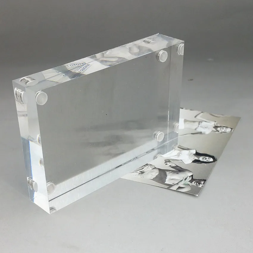 Acrylic Photo Picture Frame Display Show Stand Holder Clear Plastic Crystal Magnet Sucked on Desktop 1Pack