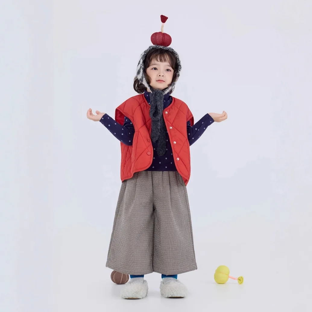 어린이 조끼 2025 가을 겨울 신상품 단색 다용도 패션 서양식 따뜻한 일상 조끼 레이어드 착용