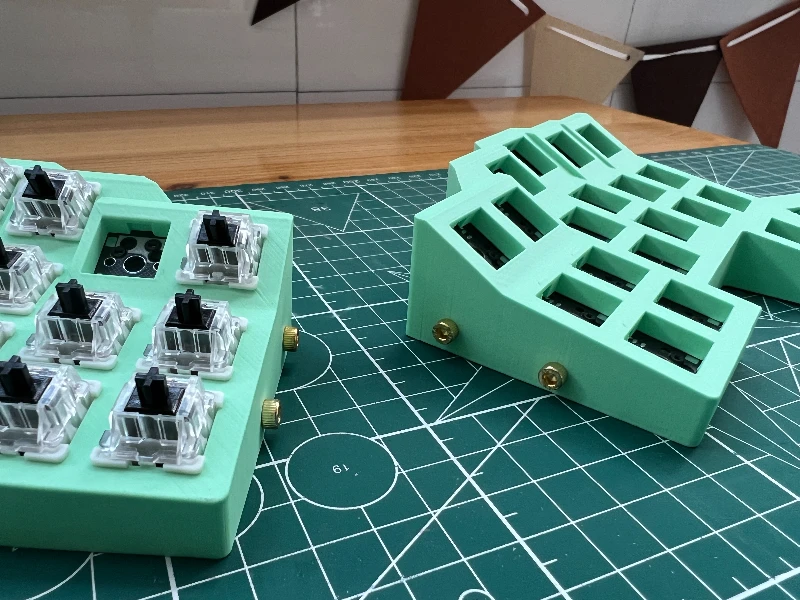 Corne 3D 3X6 미니 분할 키보드 키트 사용자 정의 유선 RGB 무선 핫 스왑 2.4G VIAL 인체 공학적 디자인 MX 스위치 용 DIY 키보드