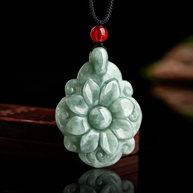 Natural Agrade Jade Pendant with Bean Green Longevity Flower Jade