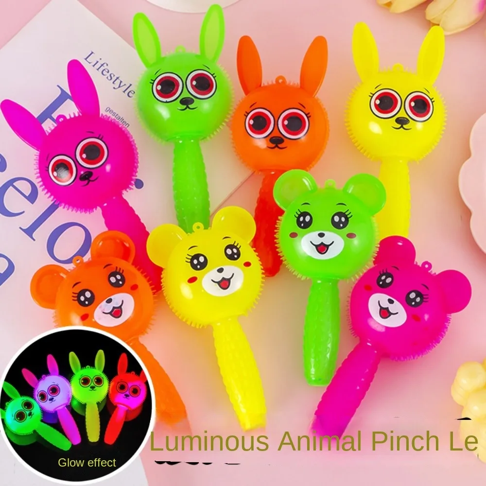 5-teiliges süßes LED-Leuchthäschen-Bär-Kneifspielzeug für Kindergeburtstag, Party, Babyparty, Hochzeit, Gastgeschenk, Weihnachten, Kindergeschenk – Detail 1