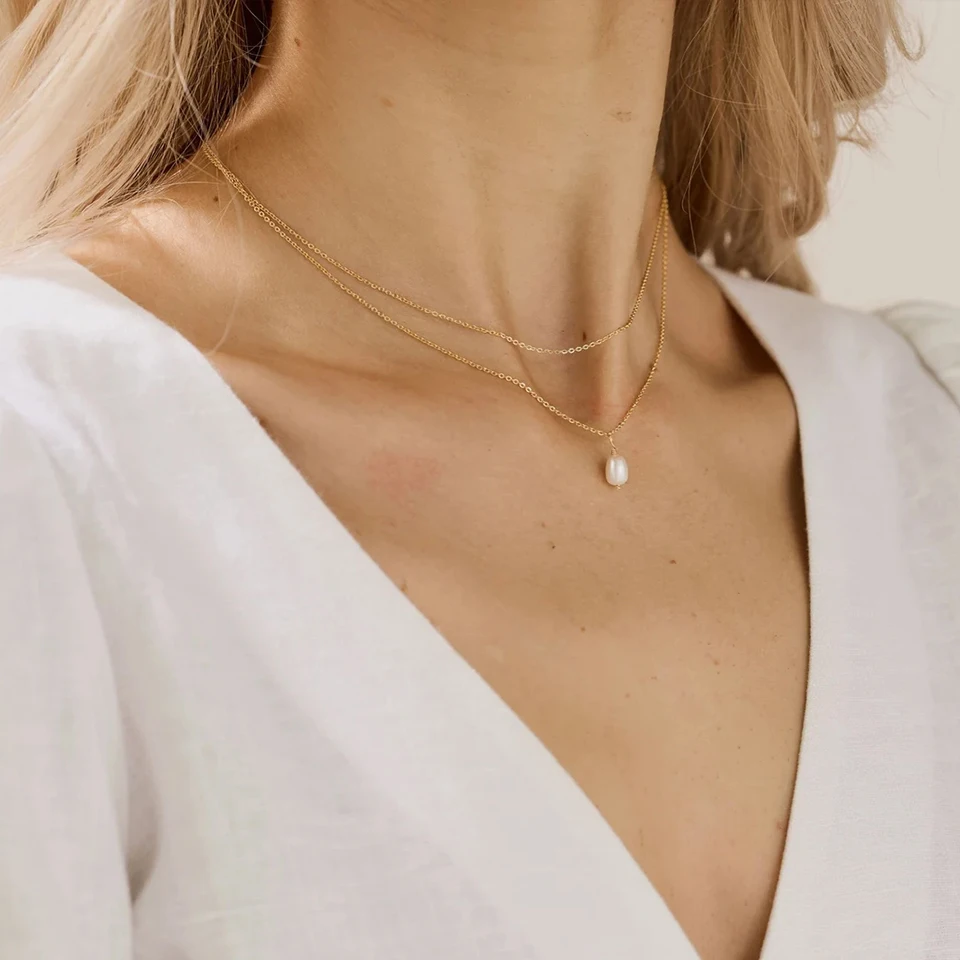 Minimalistische Süßwasserperlen-Halskette für Damen und Mädchen, 14 Karat vergoldeter Edelstahl, doppellagige Halskette, Hochzeitsschmuck – Detail 5