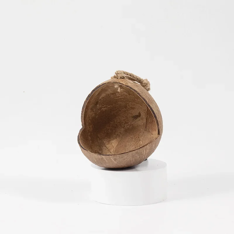 Handmade Coconut Shell Hamster Nest Polishing and Polishing Small Animal Wood Avoidance Nest Golden Bear Totoro Parrot Bird pet house