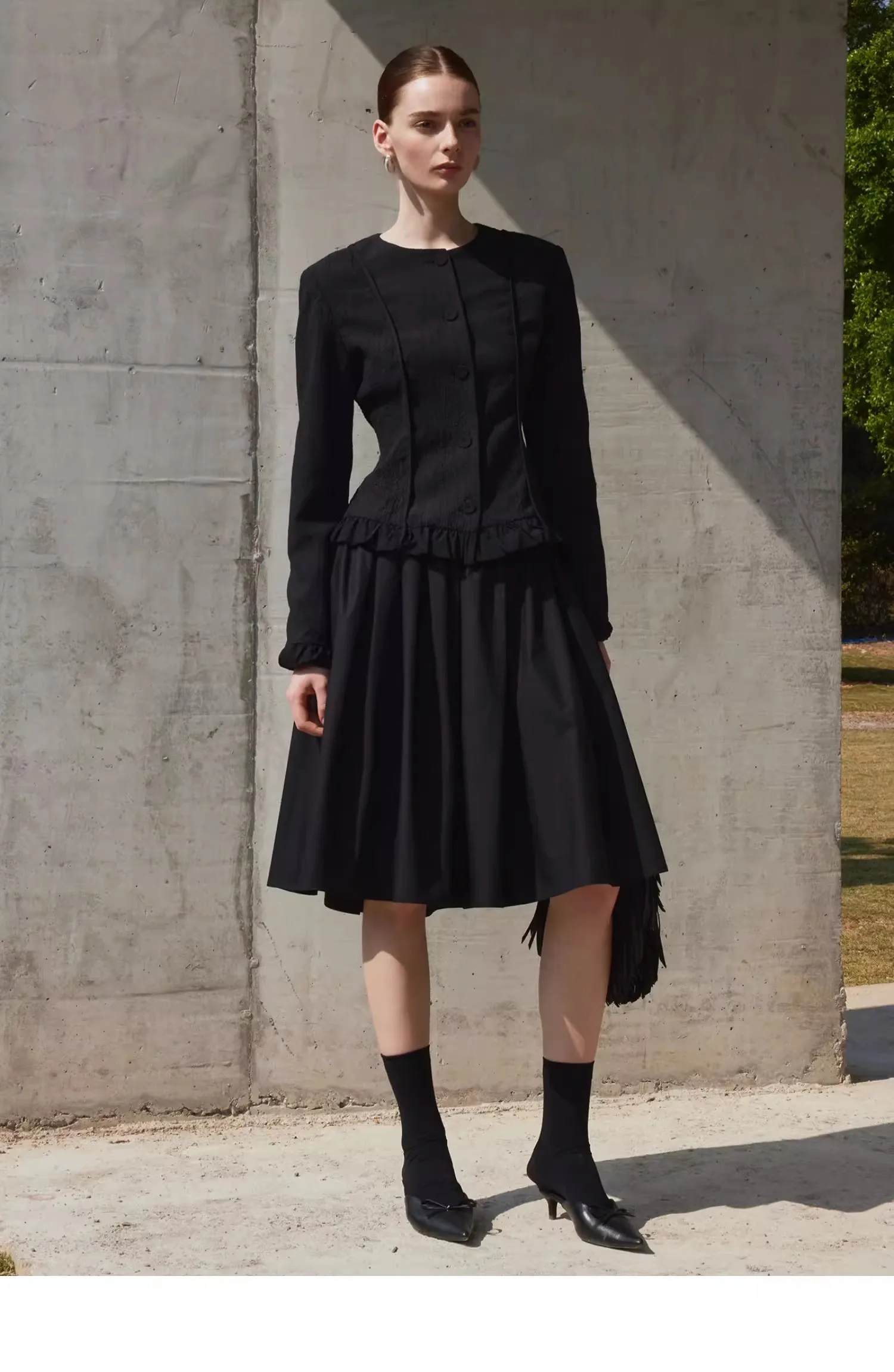 AEL Damen-Oberbekleidung für Frühling und Herbst, schmales schwarzes Rüschenoberteil, modisch, eleganter Stil, 2025, neu – Detail 4