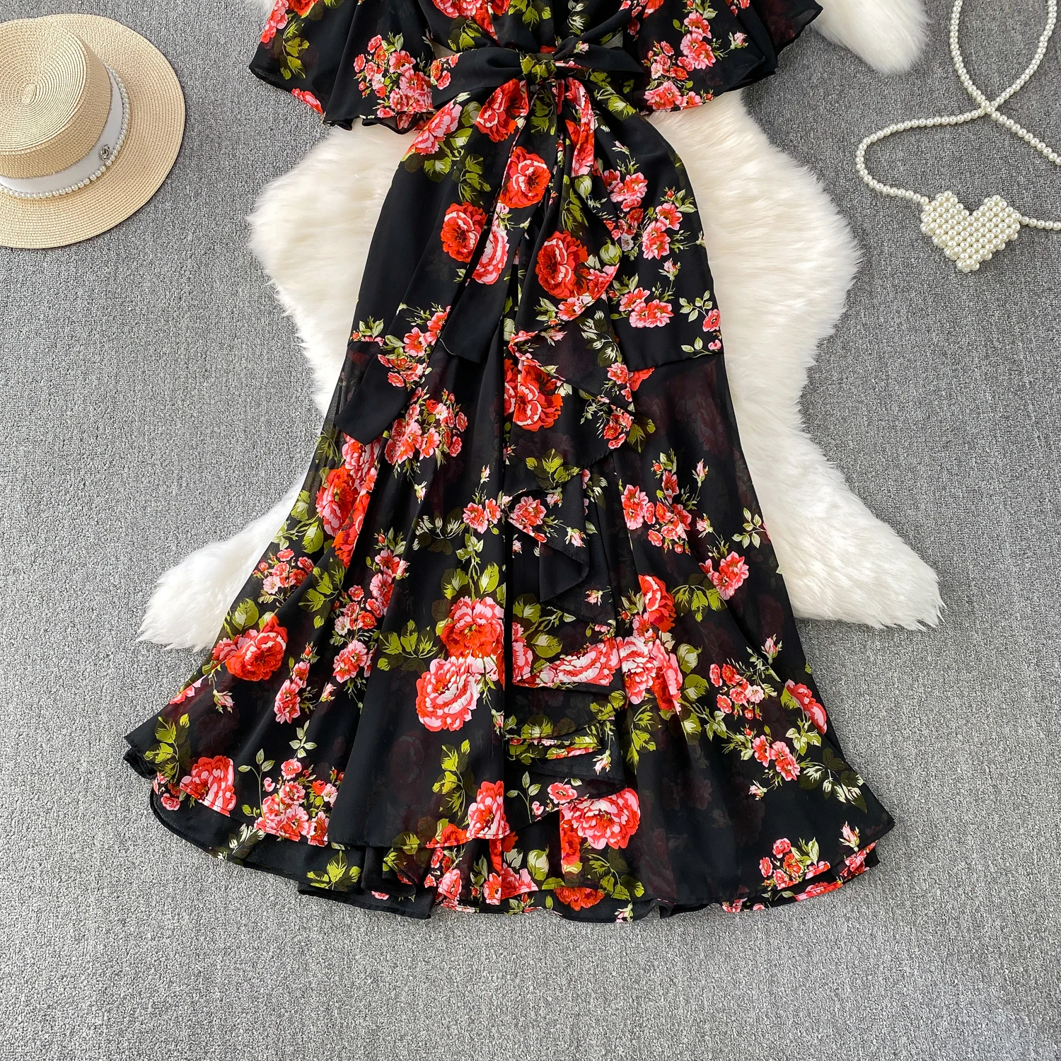 Summer Women Red/White/Yellow Floral Printed Irregular Ruffle Long Dress Vintage V-Neck Puff Sleeve Elegant Dress With Belt New