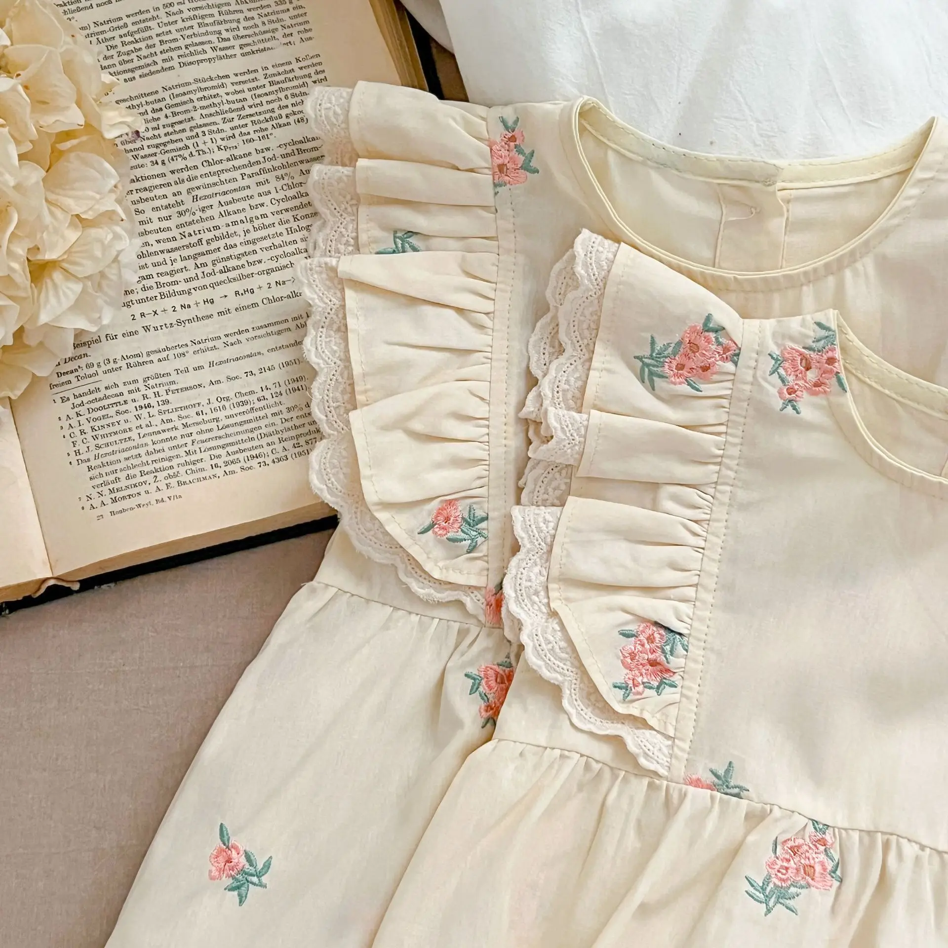 Sommer Passende Schwester Outfit Kind Baby Mädchen Kleidung Mädchen Spitze Fliegende Ärmel Kleid Sticken Kragen Baby Strampler Prinzessin Kleid – Detail 13