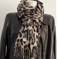 Fashion Leopard Tassels Shawl Imitation Cashmere Thickened Foulard Pashmina Hijabs Windproof Winter Warm Scarf Neck Warmer - Image 3